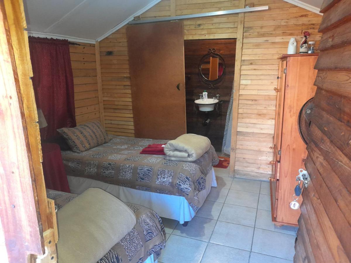 1322 Backpackers International Hostel Pretoria-Noord Exterior foto